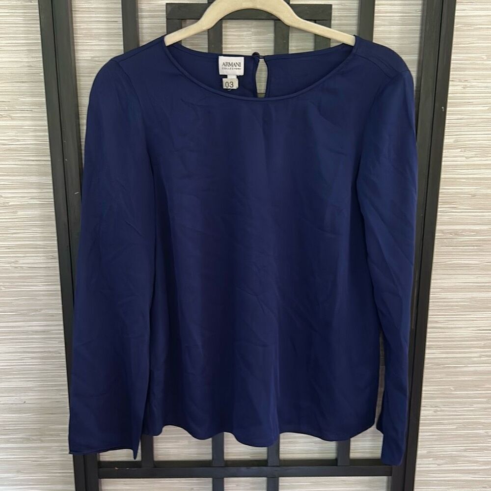 Armani collection  100% silk blouse size 2 navy